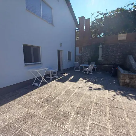 Apartment Ariela