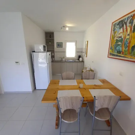 アパート Ariela